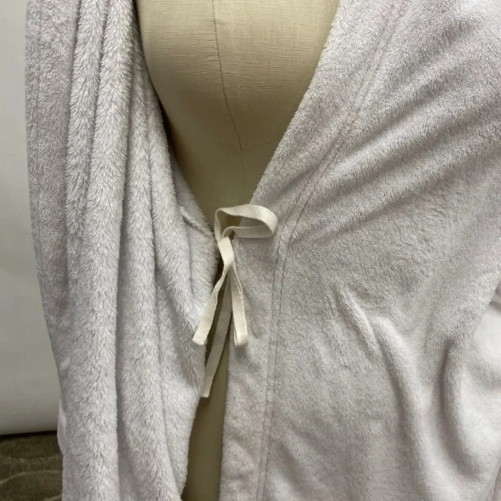 VS PINK Robe - Picture 9 of 9